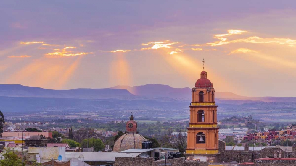 Mexico Sunset over the city